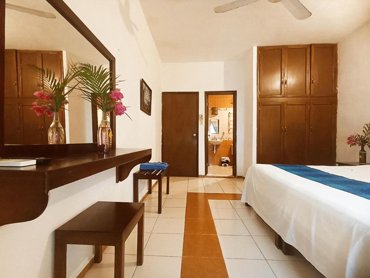Casa De Los Pajaros - B&B 巴利亚多利德 外观 照片