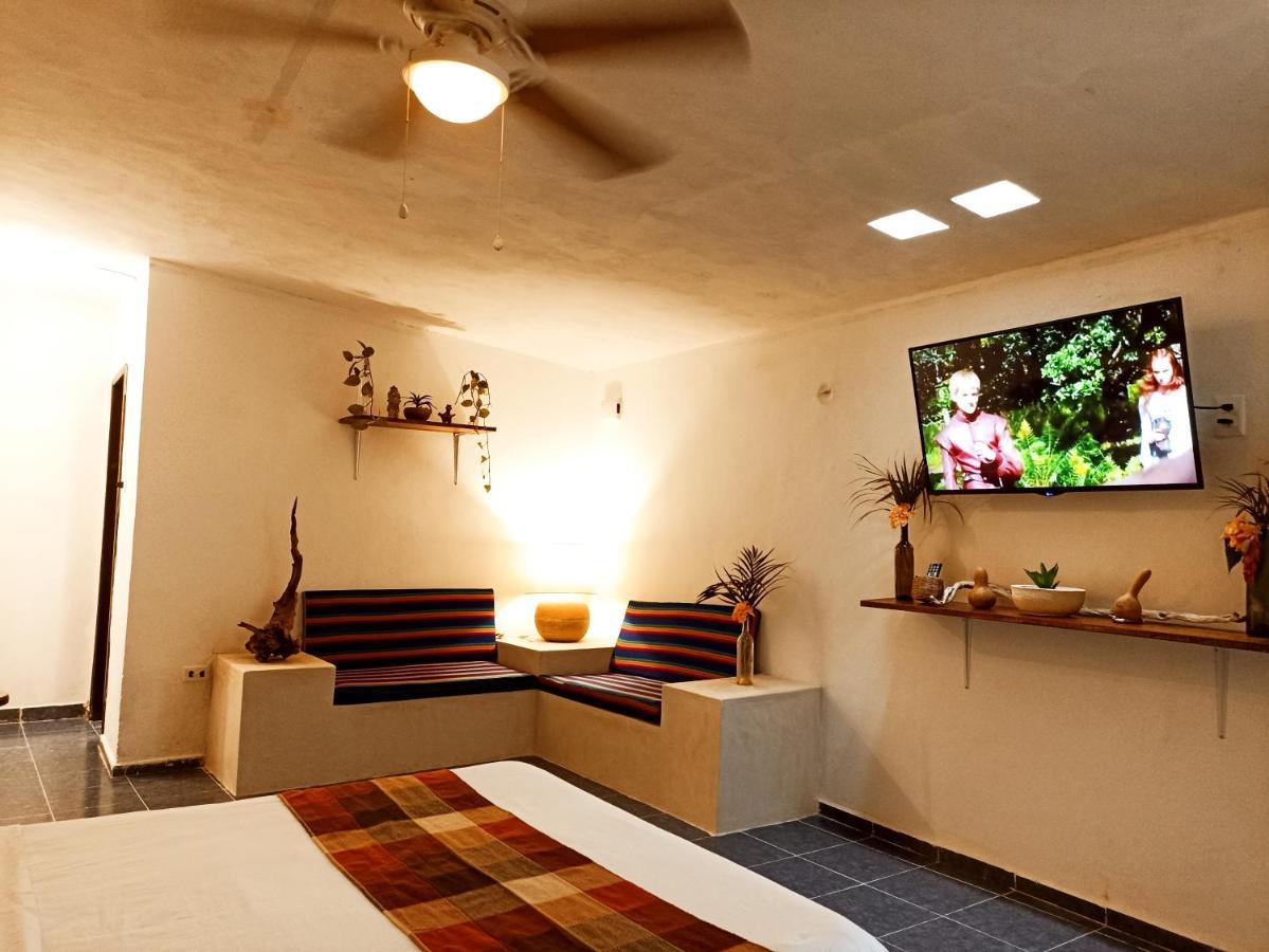 Casa De Los Pajaros - B&B 巴利亚多利德 外观 照片